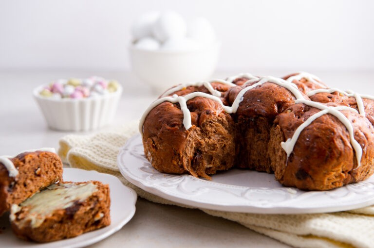 Triple Chocolate Pull Apart Hot Cross Buns The Sweet Rebellion